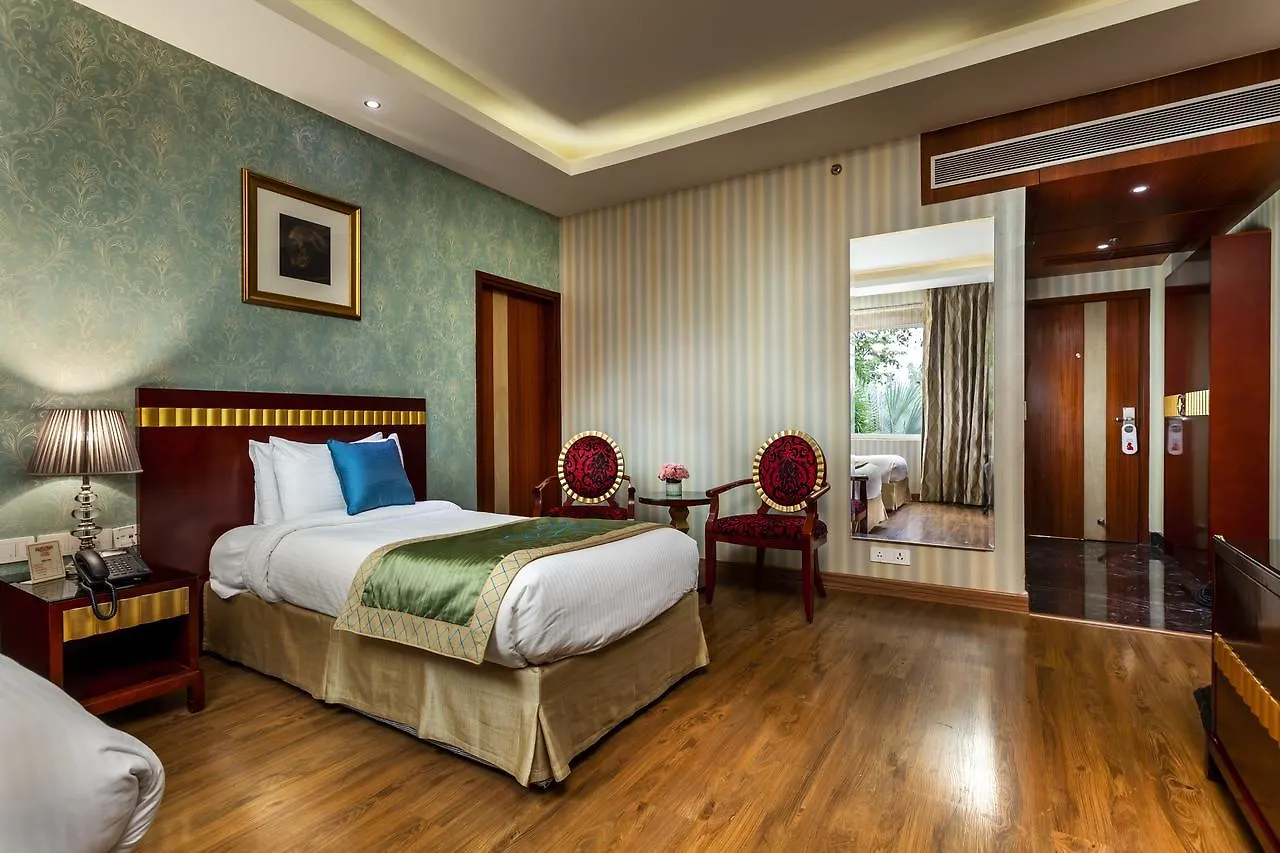 Atrio By Devam Hotel Gurgaon 4*,